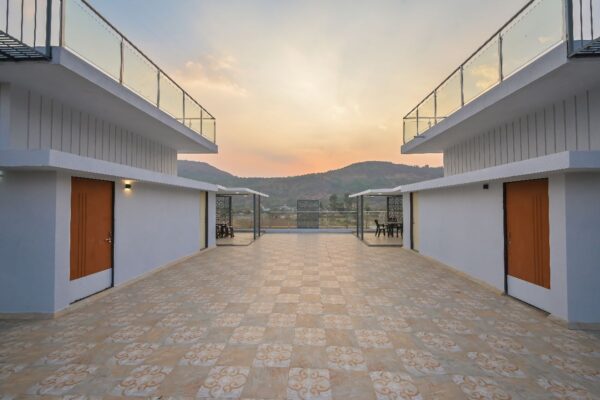 Royal Paradise 3BHK - Image 7