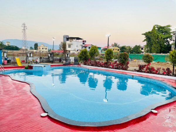 LT Villa 14 BHK - Image 10