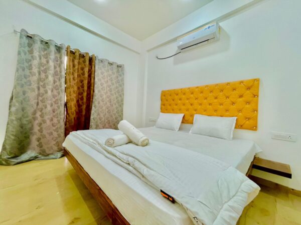 Yak Villa 4BHK - Image 5