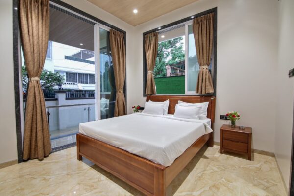 Shanti 6bhk Villa - Image 4