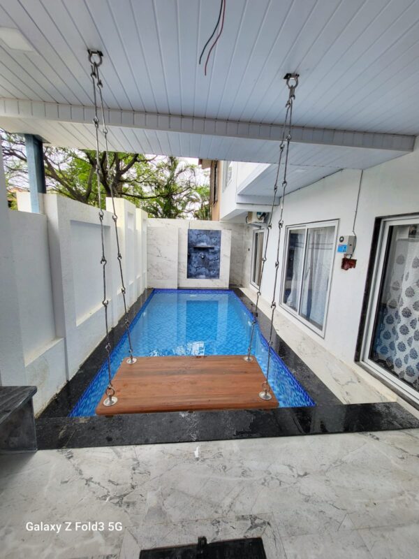 Retreat 4bhk - Image 8
