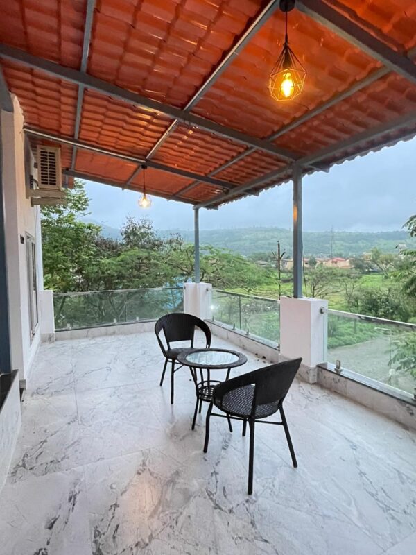 Retreat 4bhk - Image 7