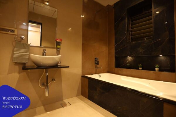 paradise villa 12bhk - Image 5