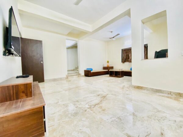 Mariya Mansion 6BHK - Image 6